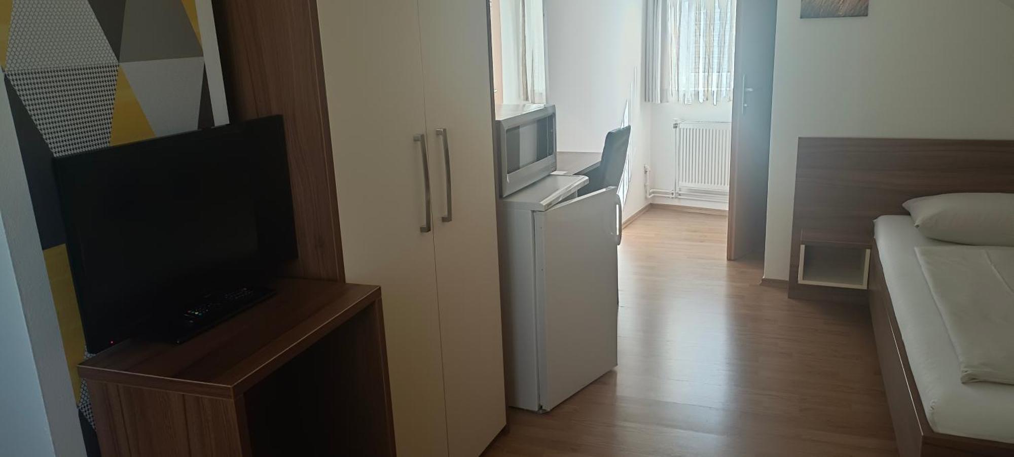 Pension Haus Nova Wiener Neustadt Luaran gambar